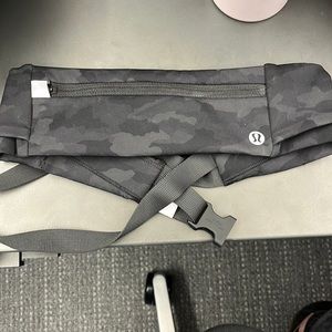 Lululemon fast and free running belt bag